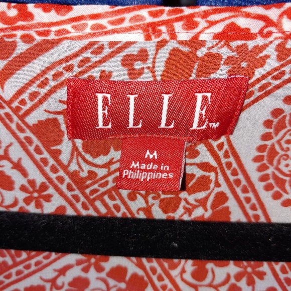 Elle Flowy Blouse with Cinched Waist - Picture 2 of 4